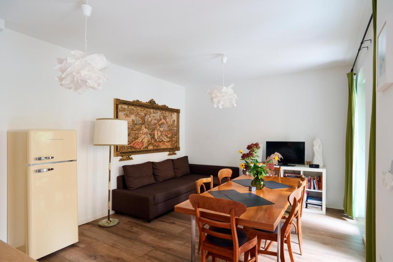 Beautiful And Cozy Remise For Up To 6 Guests Apartment Berlin Exterior photo